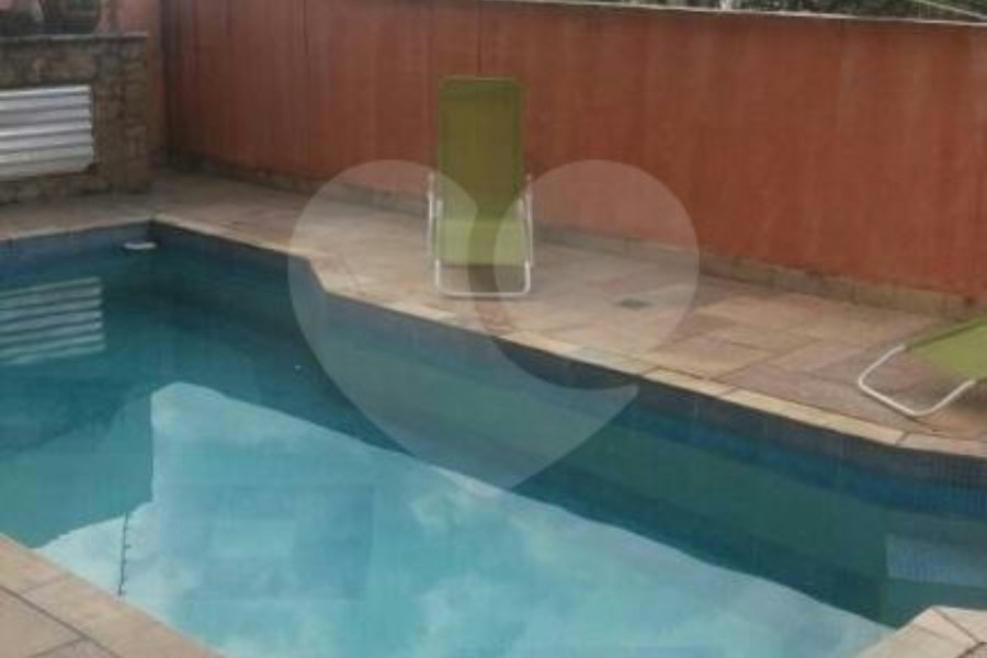Sobrado à venda com 3 suítes em Tremembé, São Paulo, SP