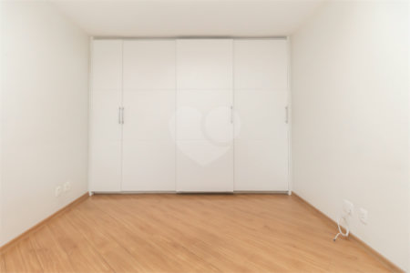 Apartamento à venda com 2 suítes em Campo Belo, São Paulo, SP
