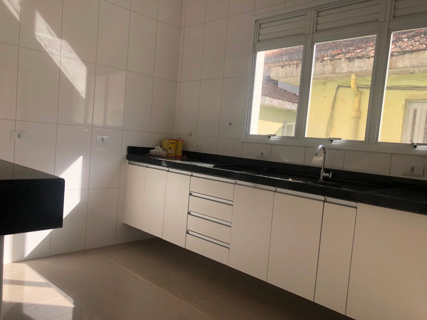 Village com 2 dormitórios à venda, 114 m² por R$ 650.000,00 - Marapé - Santos/SP