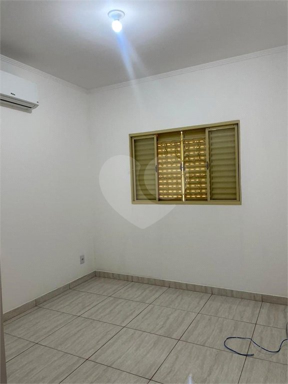 Casa à venda com 2 quartos, sendo 1 suíte, em Jardim Victório Antônio de Santi II, Araraquara, SP