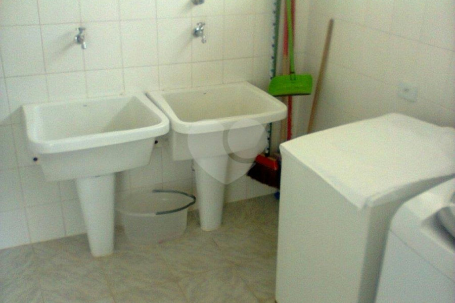 Casa Térrea à venda com 4 suítes em Vila Albertina, São Paulo, SP