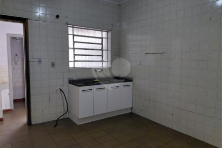 Sobrado à venda com 2 quartos em Vila Ipojuca, São Paulo, SP