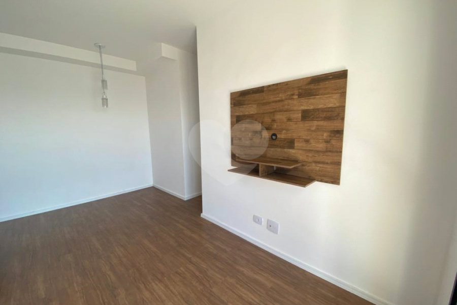 Apartamento à venda ou para alugar com 2 quartos, sendo 1 suíte, em Condomínio Granja Viana Ii, Cotia, SP