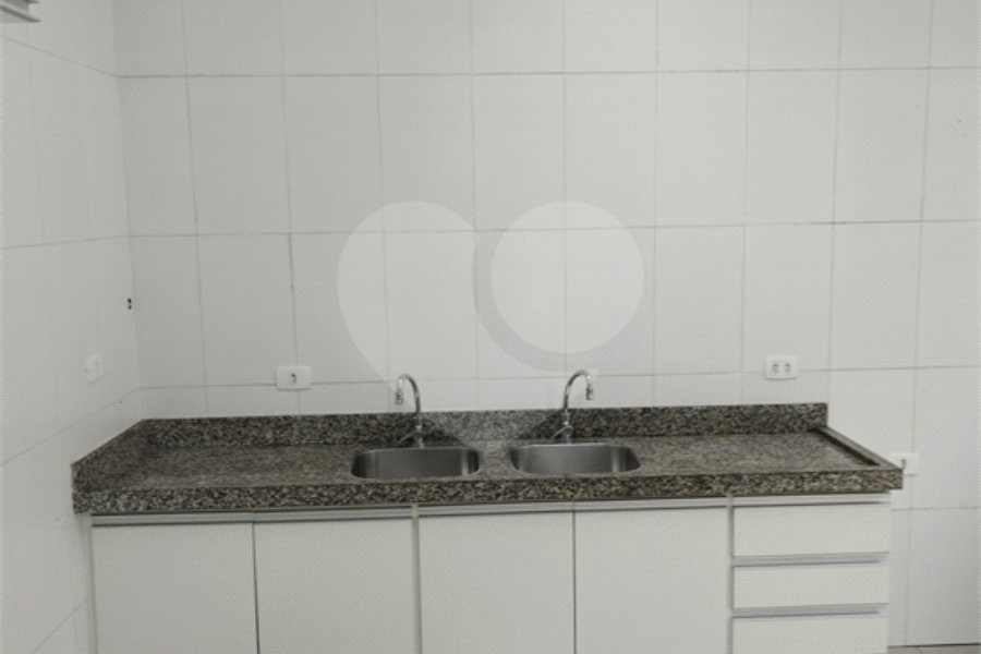 Casa para alugar com 2 quartos, sendo 1 suíte,  em Jabaquara, São Paulo, SP