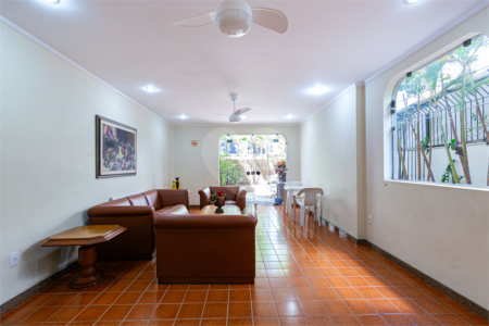 Apartamento à venda com 3 quartos, sendo 1 suíte, em Santa Cecília, São Paulo, SP