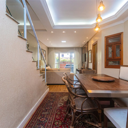 Casa à venda com 4 quartos, sendo 2 suítes, em Jardim Prudência, São Paulo, SP
