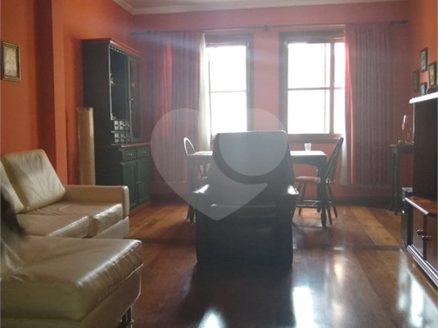 Casa à venda com 3 quartos, sendo 2 suítes, em Alpes da Cantareira, Mairiporã, SP