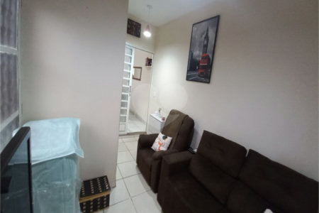 Casa Térrea à venda com 2 quartos em Vila Avaí, Indaiatuba, SP