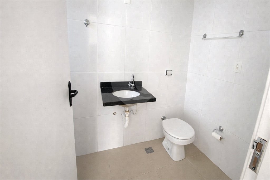 Casa à venda com 3 quartos, sendo 1 suíte,  no condomínio Bella Vista, Sorocaba - SP