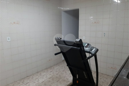 Casa à venda com 6 quartos em Jardim Santa Clara, Guarulhos, SP