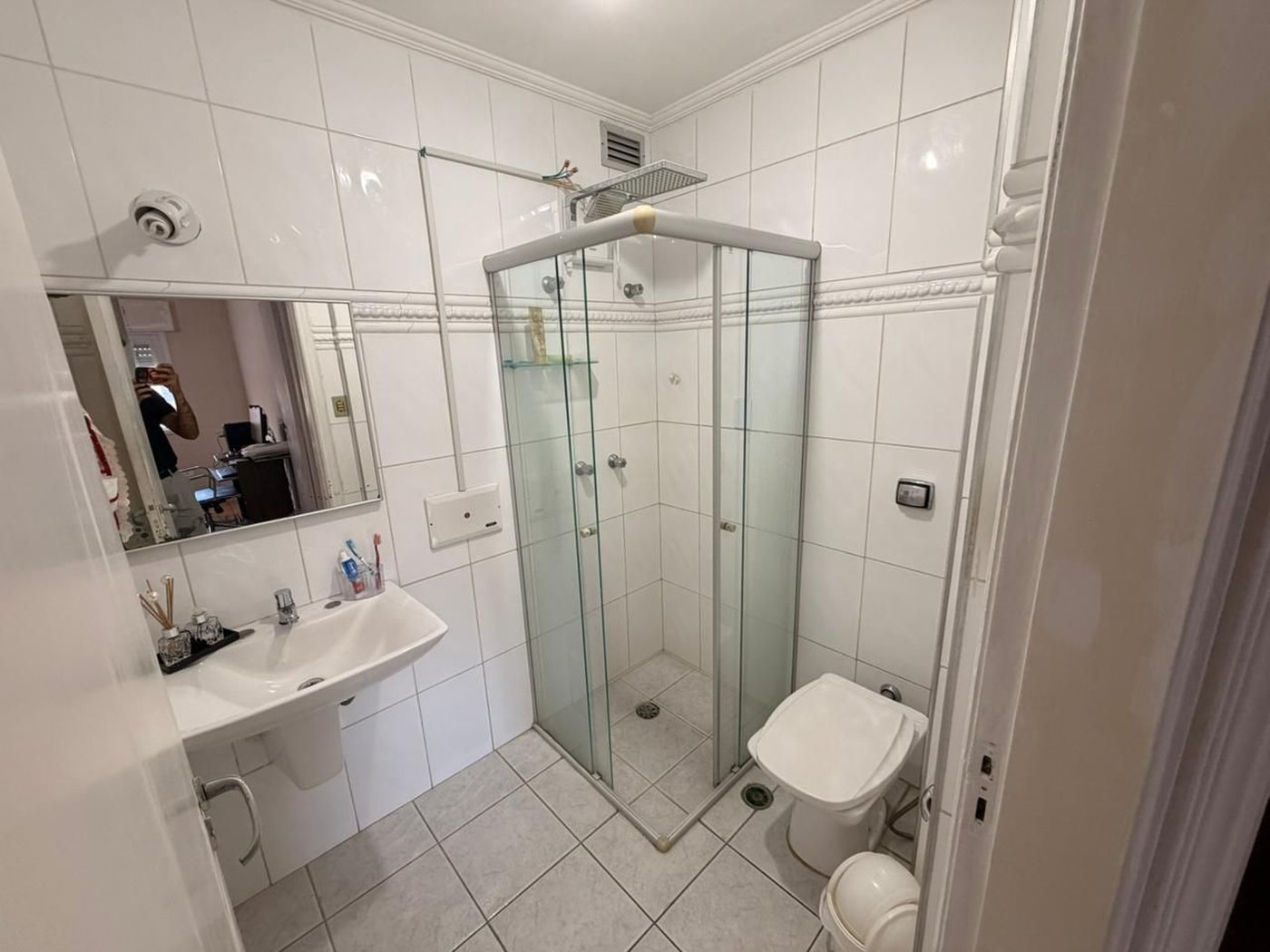 Apartamento com 3 dormitórios à venda, 156 m² por R$ 700.000,00 - Gonzaga - Santos/SP