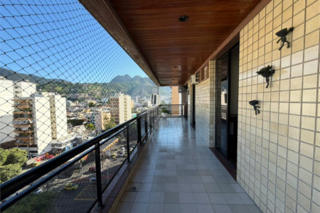 Apartamento à venda com 3 quartos, sendo 1 suíte, em Vila Isabel, Rio de Janeiro, RJ