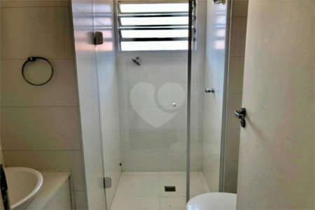 Sobrado à venda com 3 quartos, sendo 1 suíte,  em Brooklin Paulista, São Paulo, SP