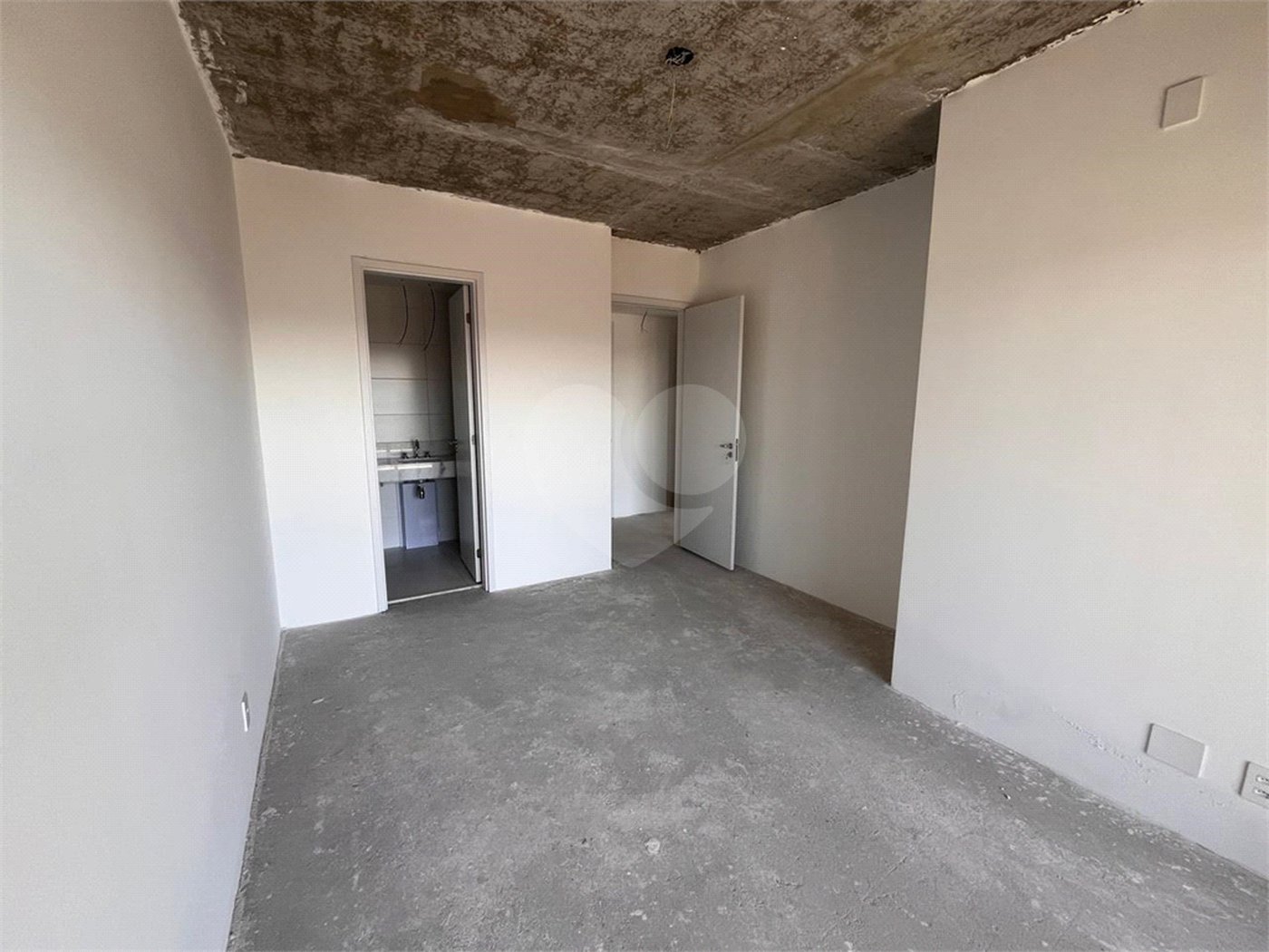 Apartamento à venda com 3 suítes em Pinheiros, São Paulo, SP