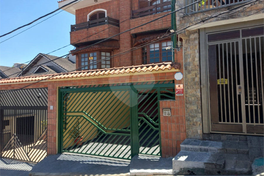 Sobrado à venda com 3 quartos, sendo 1 suíte, em Santa Teresinha, São Paulo, SP