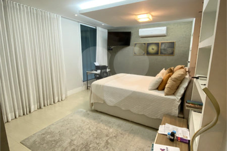 Casa à venda com 4 quartos, sendo 2 suítes, no condomínio Golden Village, Rio de Janeiro - RJ
