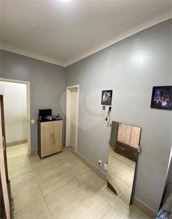 Sobrado à venda com 5 quartos em Santa Maria, Osasco, SP