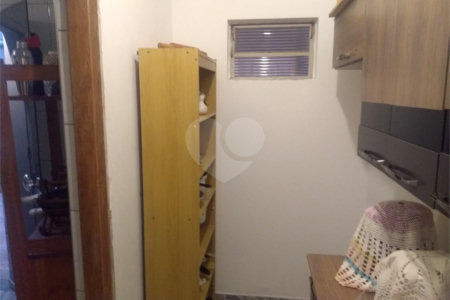 Sobrado à venda com 3 quartos, sendo 1 suíte, em Jardim Maria Antônia Prado, Sorocaba, SP
