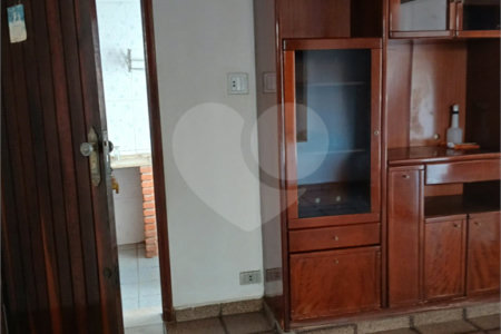 Casa Térrea à venda com 4 quartos em Chora Menino, São Paulo, SP