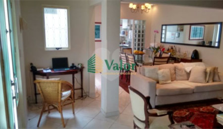 Casa à venda com 3 quartos, sendo 1 suíte, no Centro, São Carlos, SP