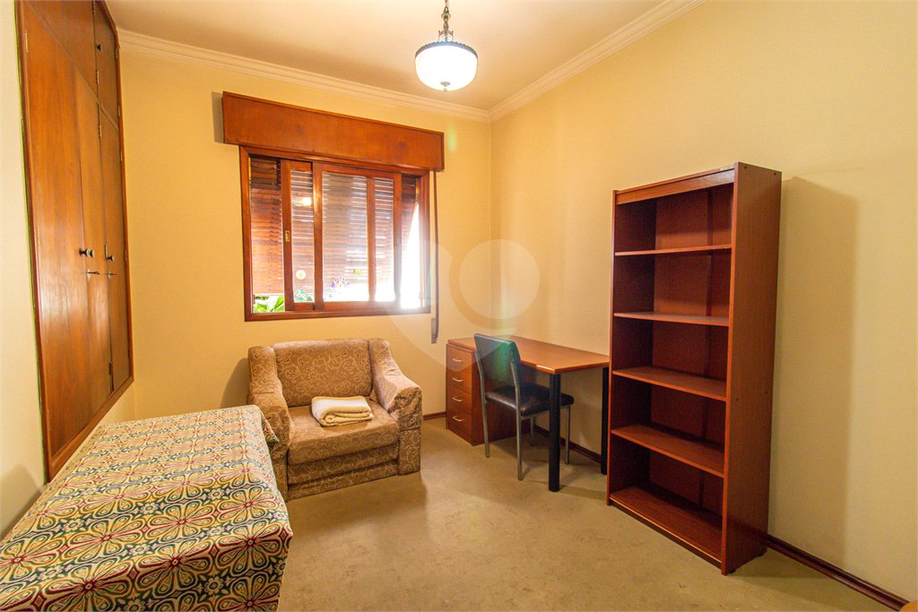 Casa à venda com 3 quartos, sendo 1 suíte, em Chácara Santo Antônio, São Paulo, SP