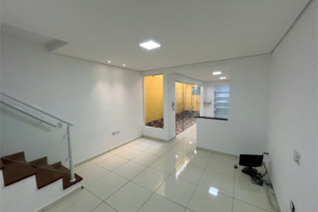 Casa de Vila para alugar com 4 suítes em Vila Romana, São Paulo, SP