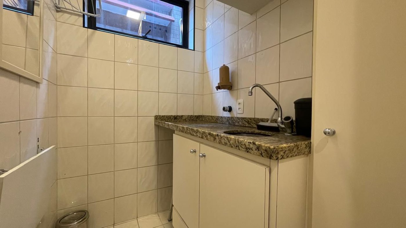Sala à venda, 72 m² por R$ 640.000,00 - Gonzaga - Santos/SP