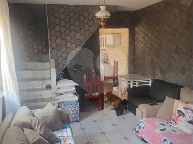 Sobrado à venda com 3 quartos, sendo 1 suíte,  em Tremembé, São Paulo, SP