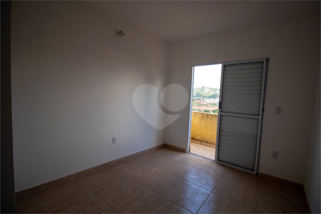 Sobrado à venda com 2 quartos, sendo 1 suíte, em Jardim Boa Vista, São Roque, SP