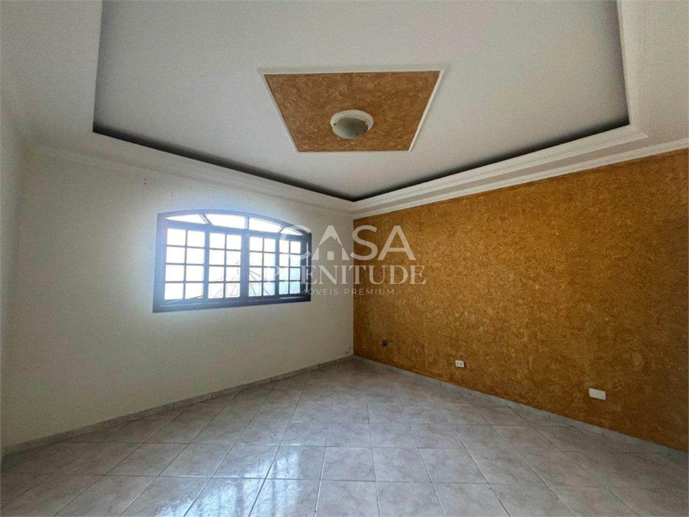 Sobrado à venda com 3 quartos, sendo 1 suíte, em Wanel Ville, Sorocaba, SP