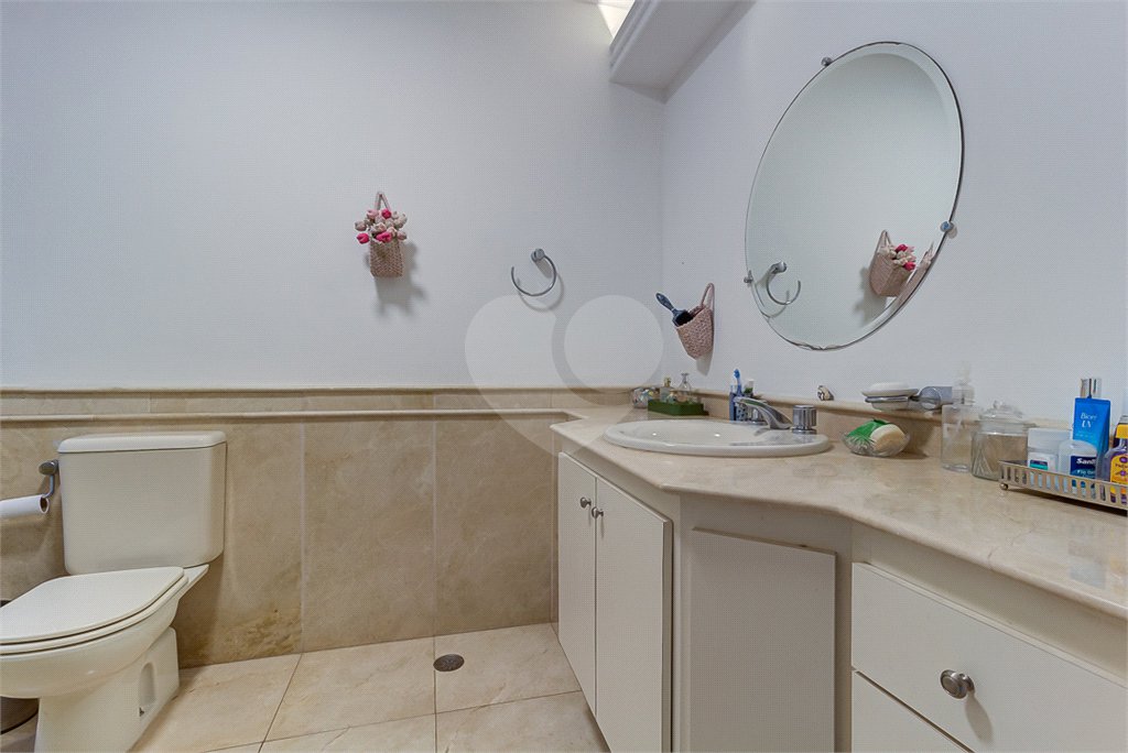 Casa à venda com 4 suítes no condomínio Vila Verde, São Paulo - SP