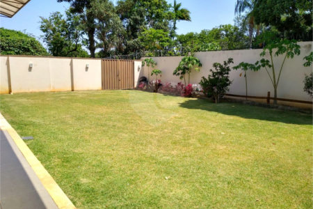 Casa à venda com 3 quartos, sendo 1 suíte, no condomínio Jd Portal de Itaici, Indaiatuba - SP