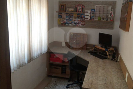 Casa à venda com 3 quartos em Sítio São José, Suzano, SP
