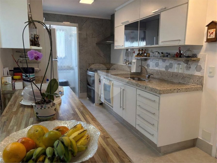 Apartamento à venda com 2 quartos, sendo 1 suíte, em Campo Belo, São Paulo, SP