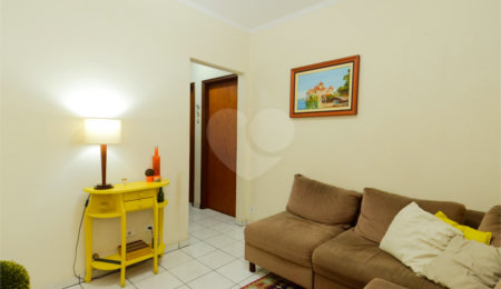 Casa à venda com 4 quartos, sendo 1 suíte,  em Jardim Nova Taboão, Guarulhos, SP