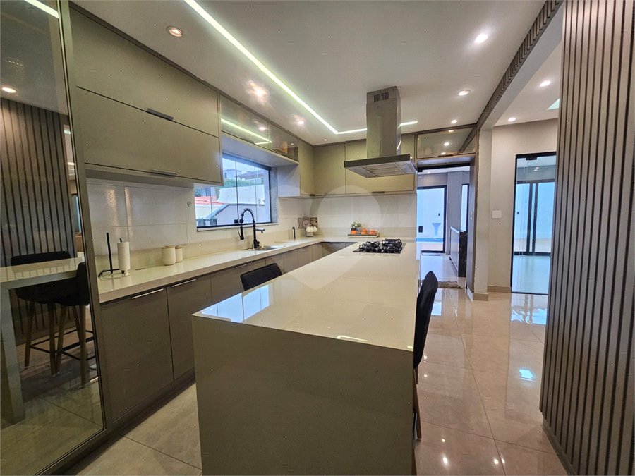 Casa à venda com 3 suítes em Jardim São Caetano, São Caetano do Sul, SP