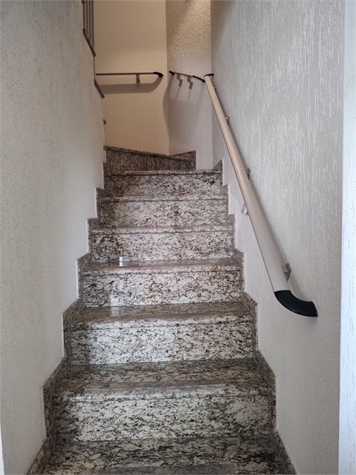 Apartamento à venda com 4 quartos, sendo 2 suítes, em Alto de Pinheiros, São Paulo, SP