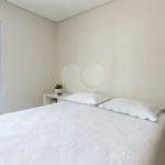 Apartamento à venda com 3 quartos, sendo 1 suíte,  em Vila Anastácio, São Paulo, SP