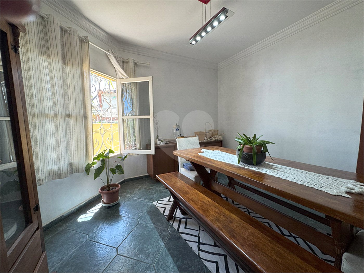Casa à venda com 3 quartos, sendo 1 suíte, em Jardim Santa Rosália, Sorocaba, SP