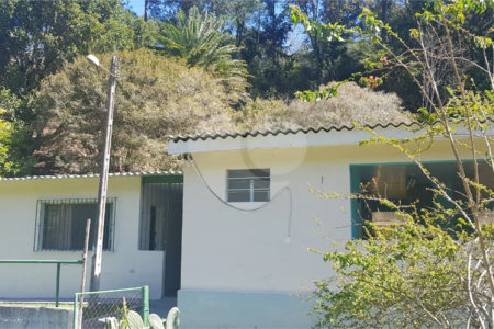 Casa à venda com 5 quartos, sendo 1 suíte,  em Taboão, Mogi das Cruzes, SP