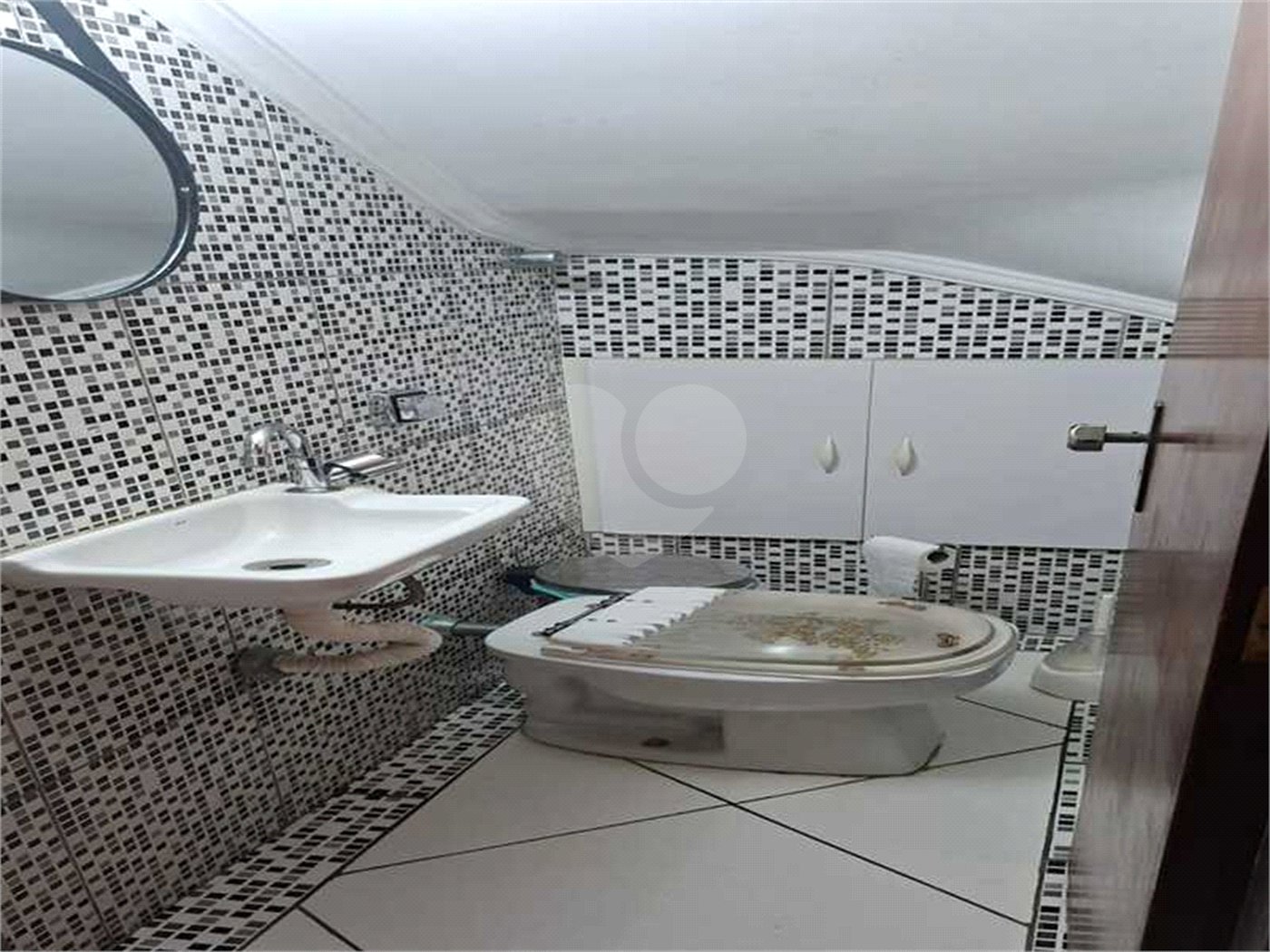 Sobrado à venda com 2 quartos, sendo 1 suíte, em Vila Nova Cachoeirinha, São Paulo, SP