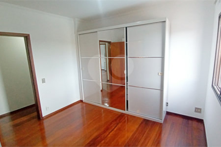 Apartamento à venda com 3 suítes no Centro, Vinhedo, SP
