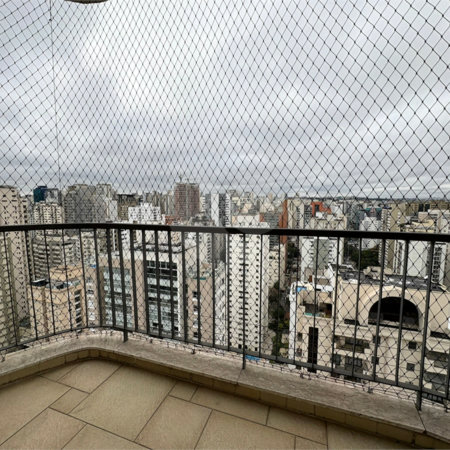 Apartamento à venda com 4 quartos, sendo 1 suíte, em Moema, São Paulo, SP