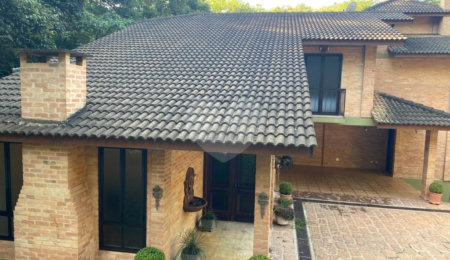 Casa à venda com 2 suítes no condomínio Residencial Cantareira, Mairiporã - SP