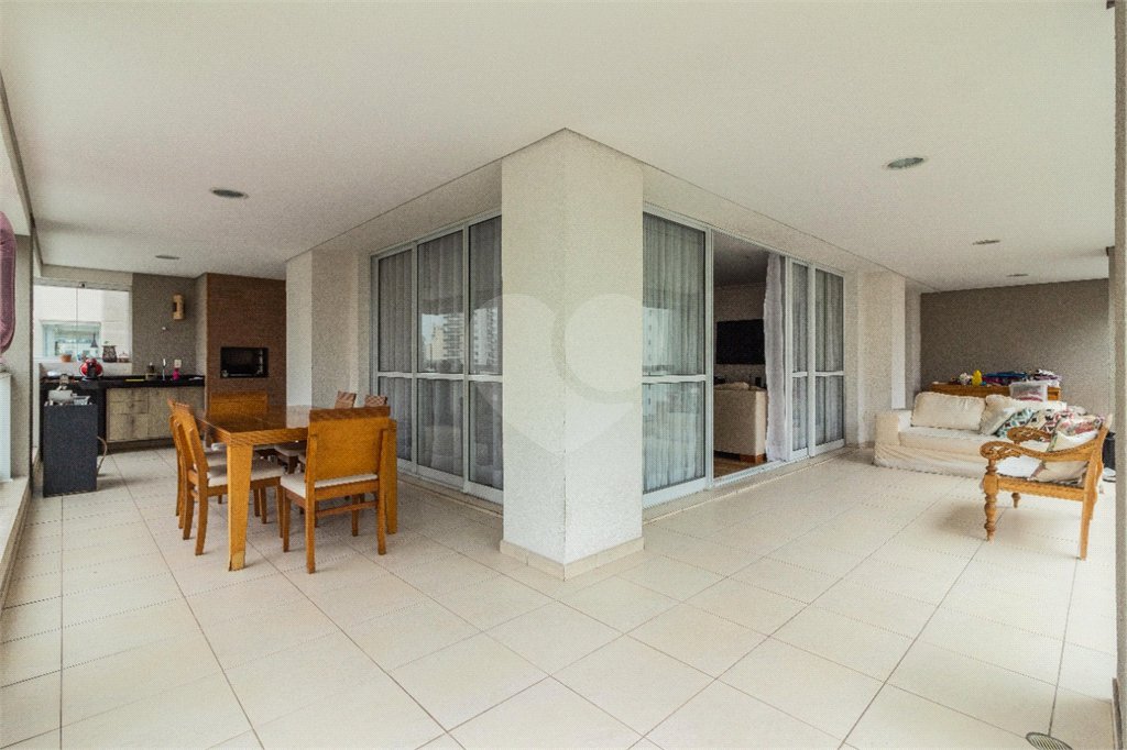 Apartamento à venda com 4 quartos, sendo 2 suítes, em Santana, São Paulo, SP