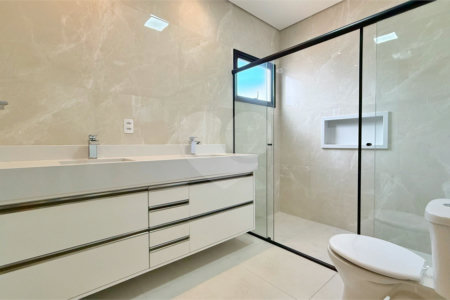 Casa à venda com 3 quartos, sendo 1 suíte,  no condomínio Jardim Piemonte, Indaiatuba - SP