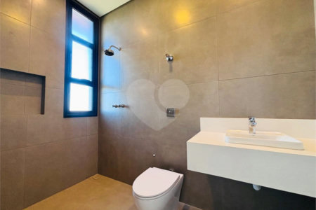 Casa à venda com 4 quartos, sendo 3 suítes, no condomínio Residencial Chácara Ondina, Sorocaba - SP