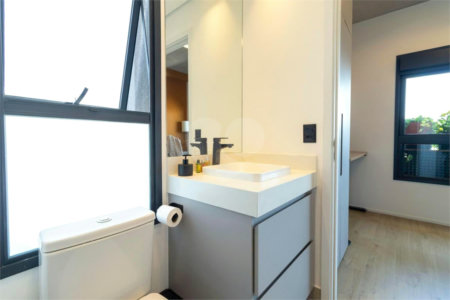 Apartamento à venda com 3 quartos, sendo 2 suítes, em Pinheiros, São Paulo, SP