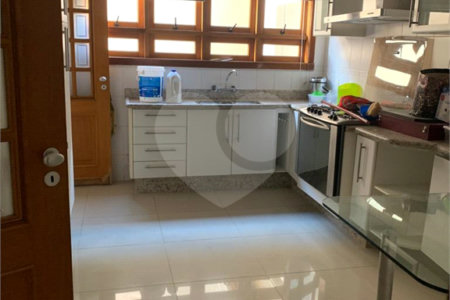 Casa à venda com 5 suítes no condomínio Jardim São Felipe, Atibaia - SP