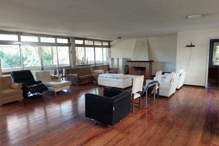 Casa à venda com 3 suítes em Jardim Leonor, São Paulo, SP